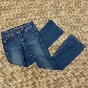 American Eagle Bootcut Jeans Size 6 Long